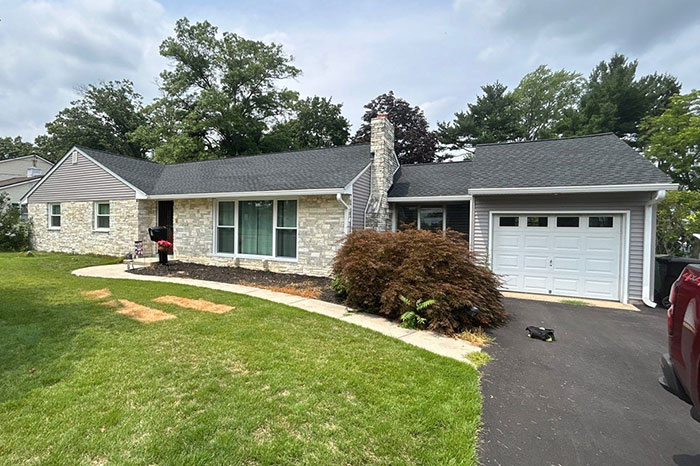 siding attached garage